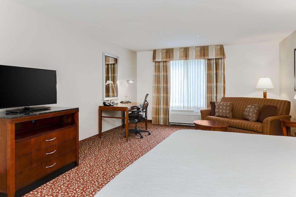 Hilton Garden Inn Melville Плейнвю Екстериор снимка
