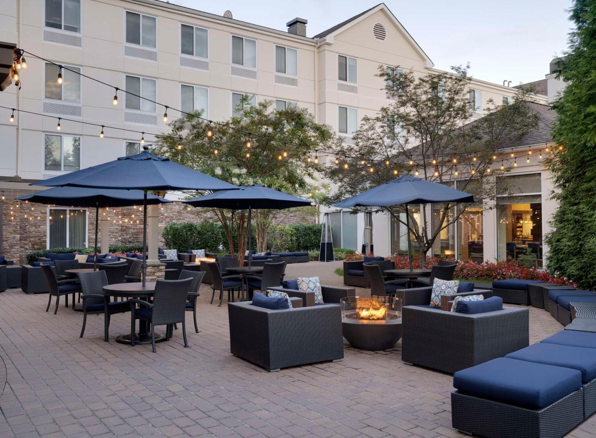 Hilton Garden Inn Melville Плейнвю Екстериор снимка