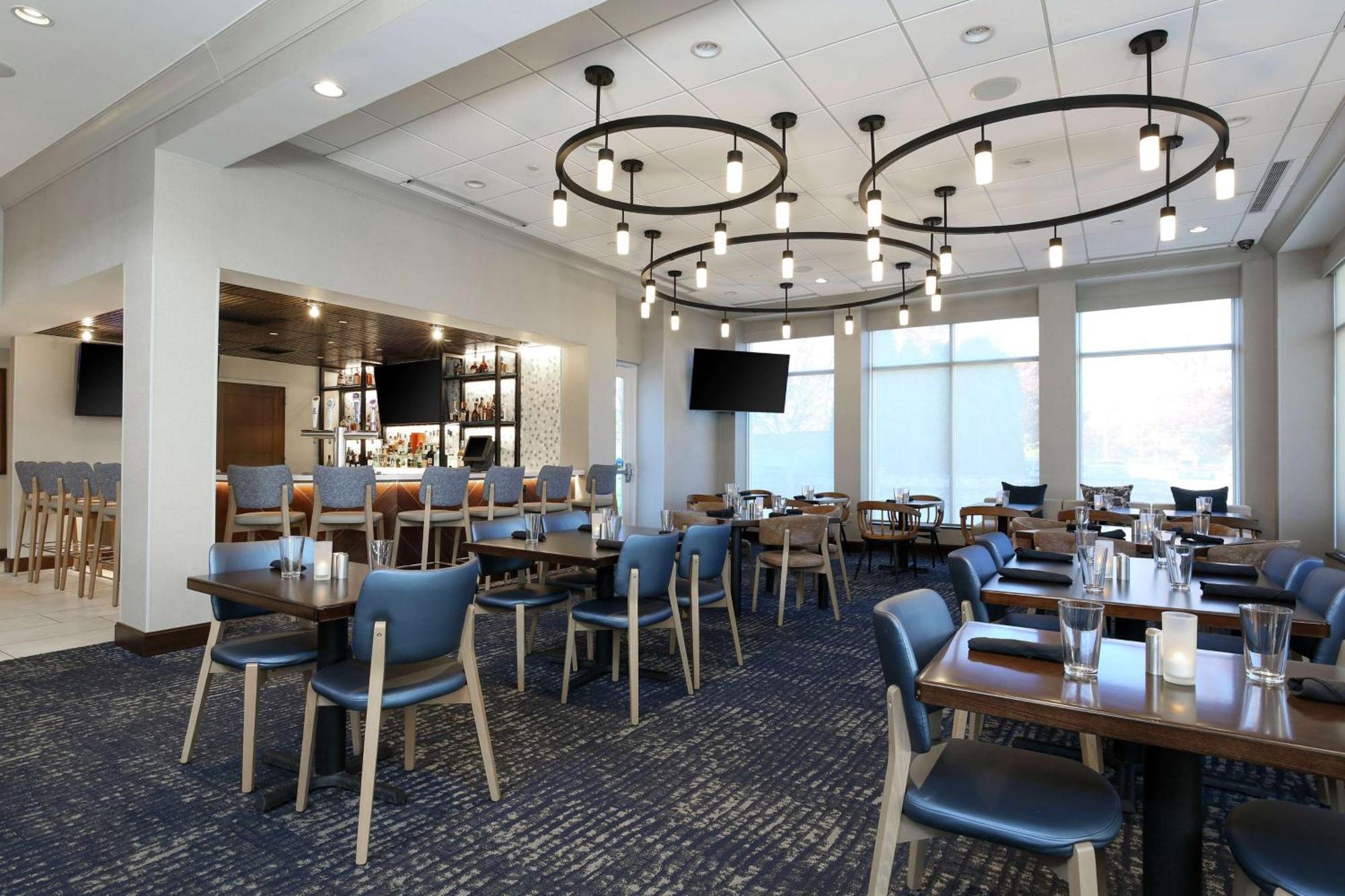 Hilton Garden Inn Melville Плейнвю Екстериор снимка
