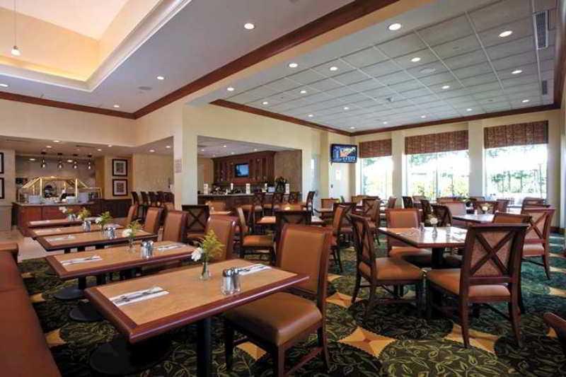Hilton Garden Inn Melville Плейнвю Ресторант снимка